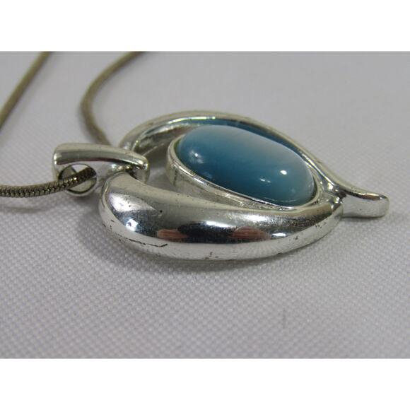 K C Blue Silver Tone Heart Necklace 9" Glass Boho VTG Retro Cottagecore - Picture 3 of 5